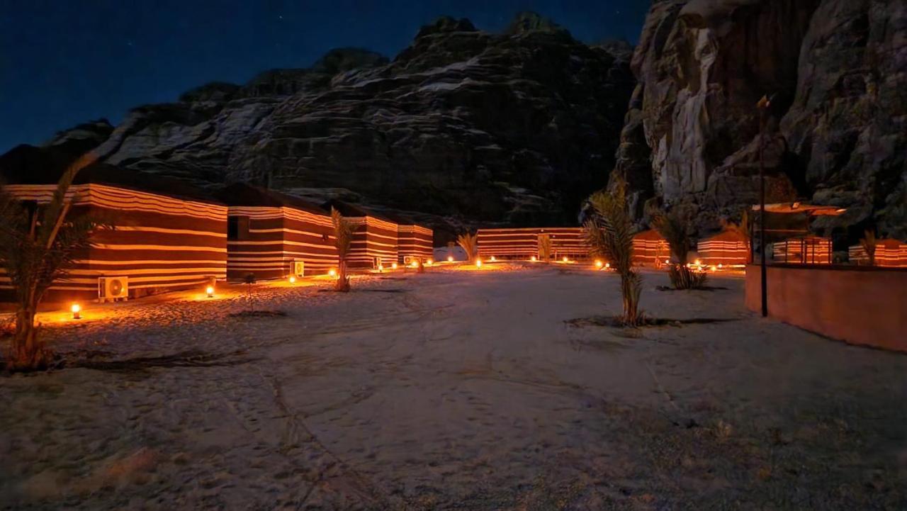 Moon Night Camp Otel Ram Vadisi Dış mekan fotoğraf